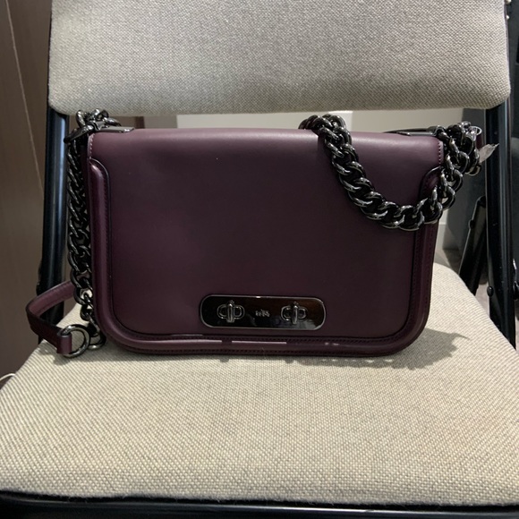 Coach matte leather bag - Picture 2 of 3